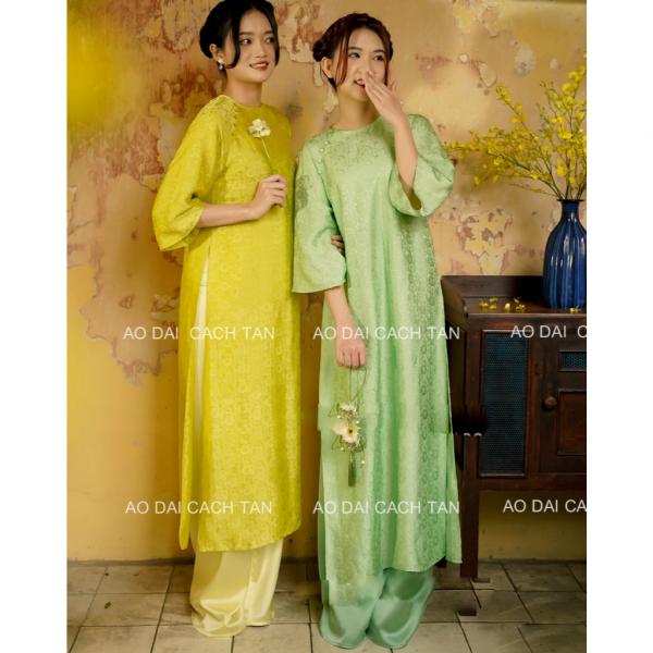 Áo dài tết 2025 thiết kế dáng suông tay loe cho các nàng thơ diện sự kiện đẹp sang trọng