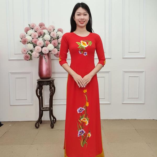 Tặng 143 áo dài chiffon đỏ thêu hoa vàng (KHÔNG GỒM QUẦN)